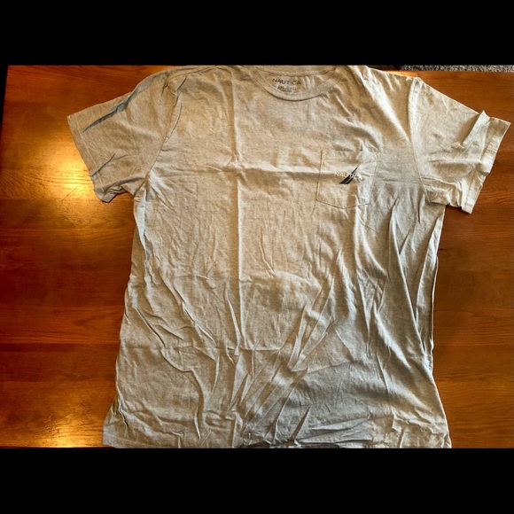 Nautica brand, color is grey, size XXL with pocket - Picture 2 of 3